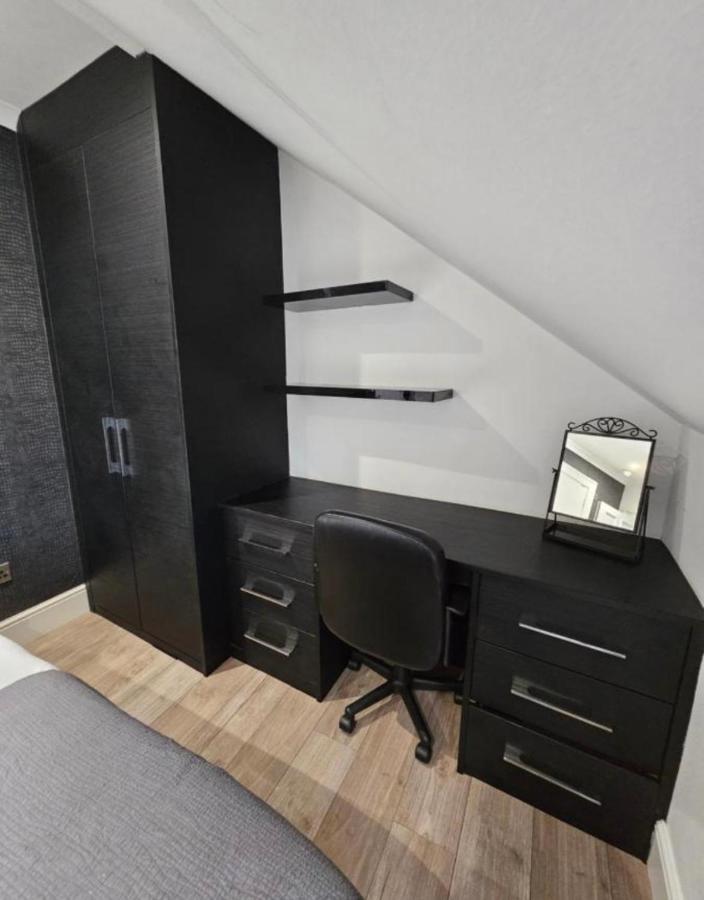 Luxury Double Room With Private Bathroom Edimburgo Esterno foto